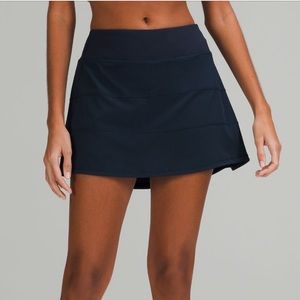 Lululemon pace rival mid-rise skort long